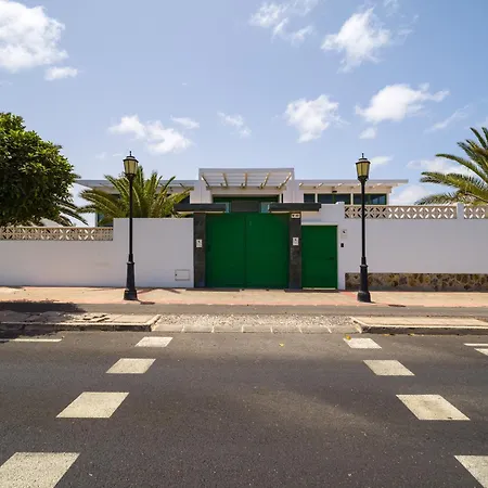 Pakky House Sea & Pool View By Irent Fuerteventura Apartment Corralejo
